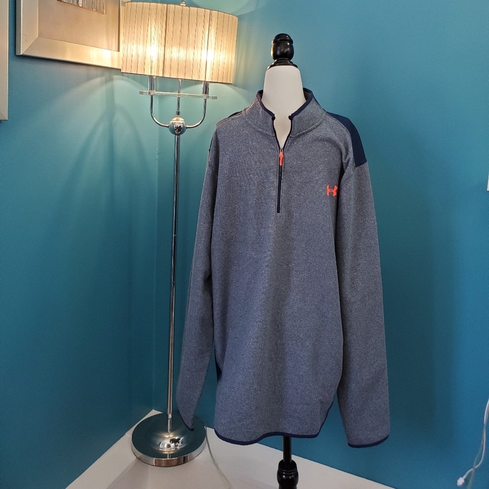 NWOT Under Armor, zipper neck fleece, blue/gray size 2XL